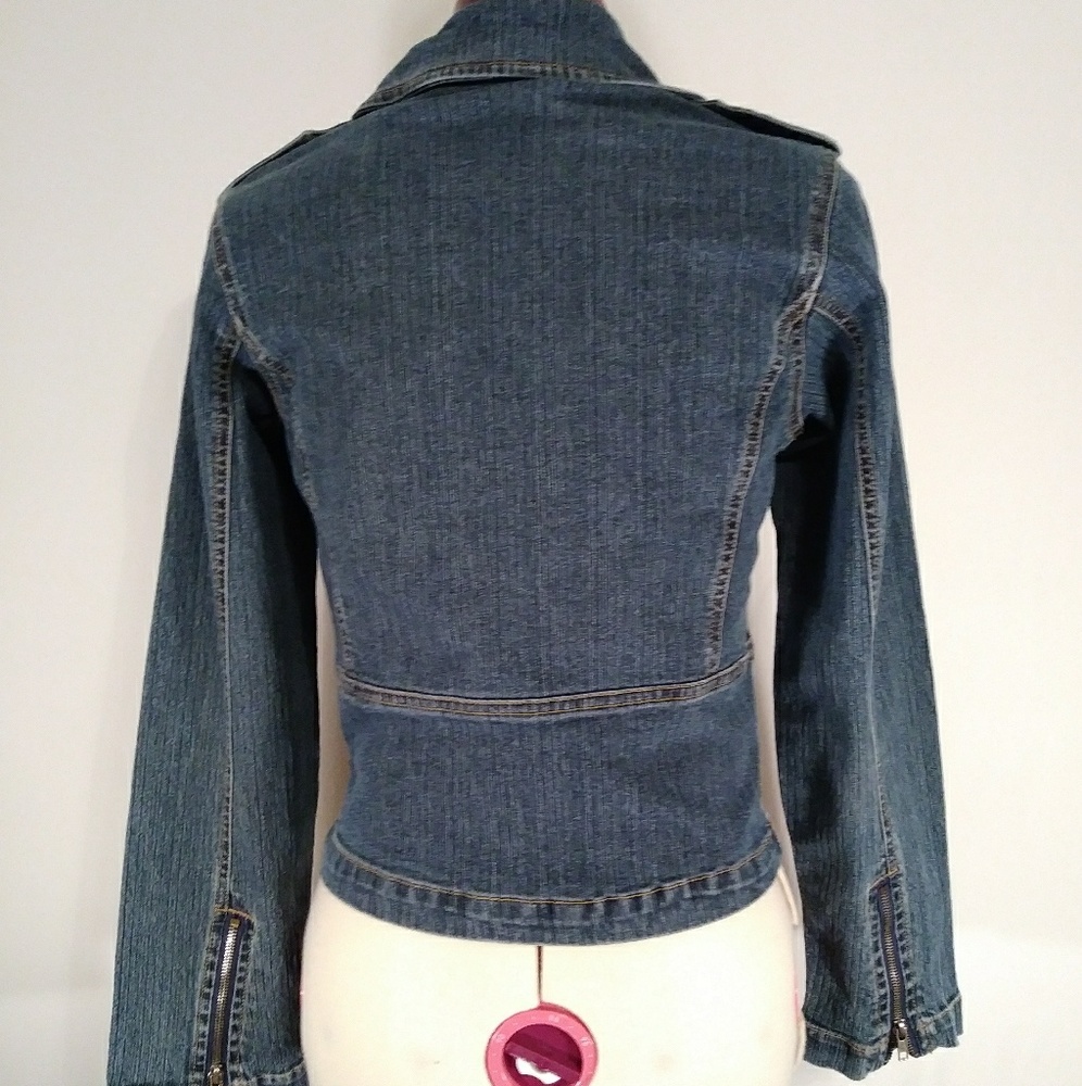 Jean Jacket - Picture 2 of 3